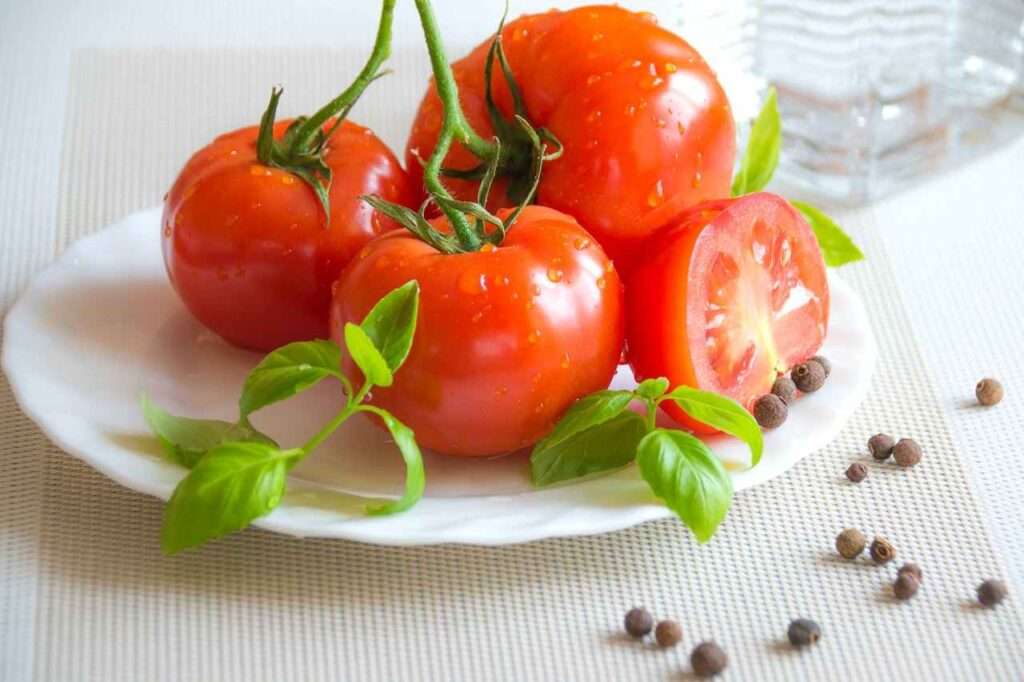 TOMATO FOR SKIN