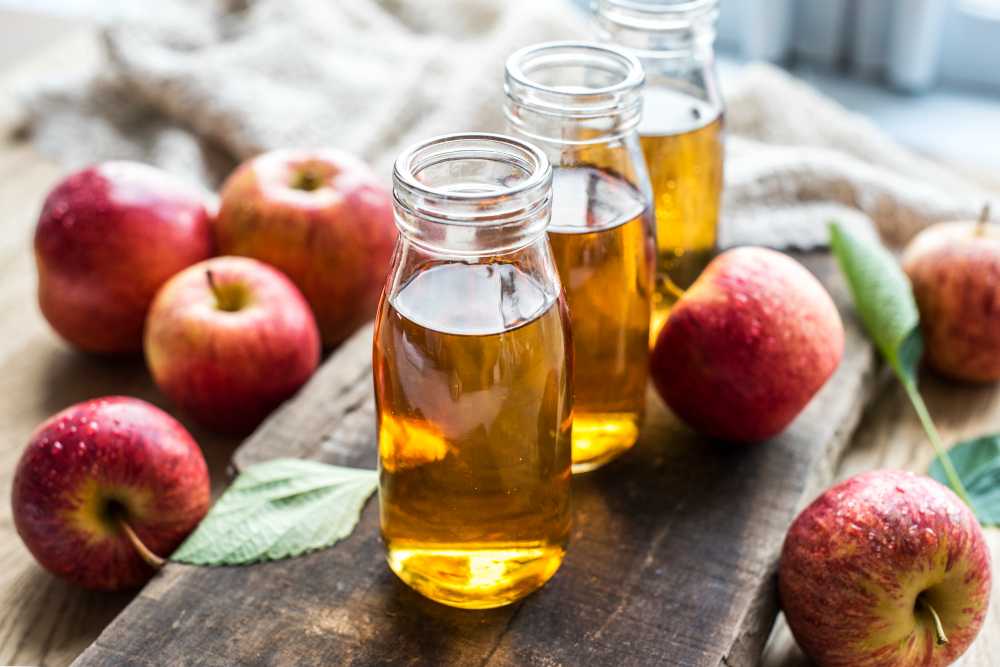 <a href="https://www.freepik.com/free-photo/fresh-apple-juice-close-up-shot_3533845.htm#query=Apple%20Cider%20Vinegar&position=3&from_view=search&track=ais">Image by rawpixel.com</a> on Freepik