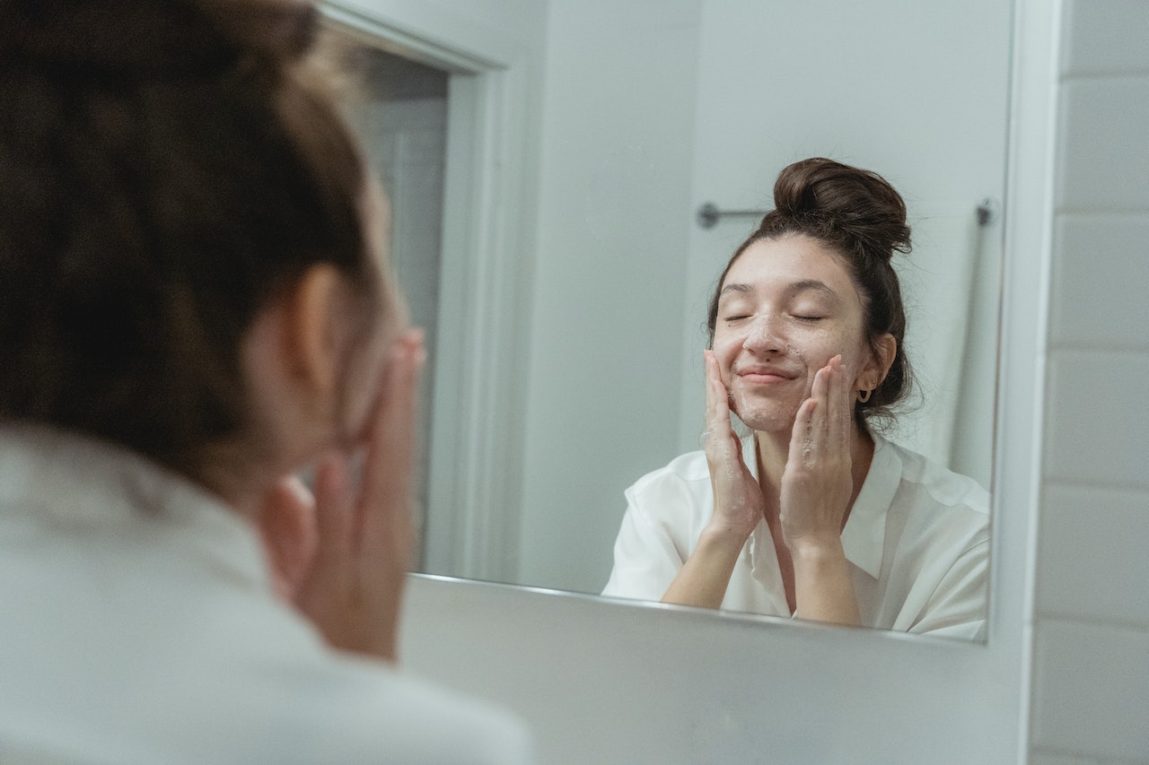 The Basics of Skincare: A Beginner’s Guide