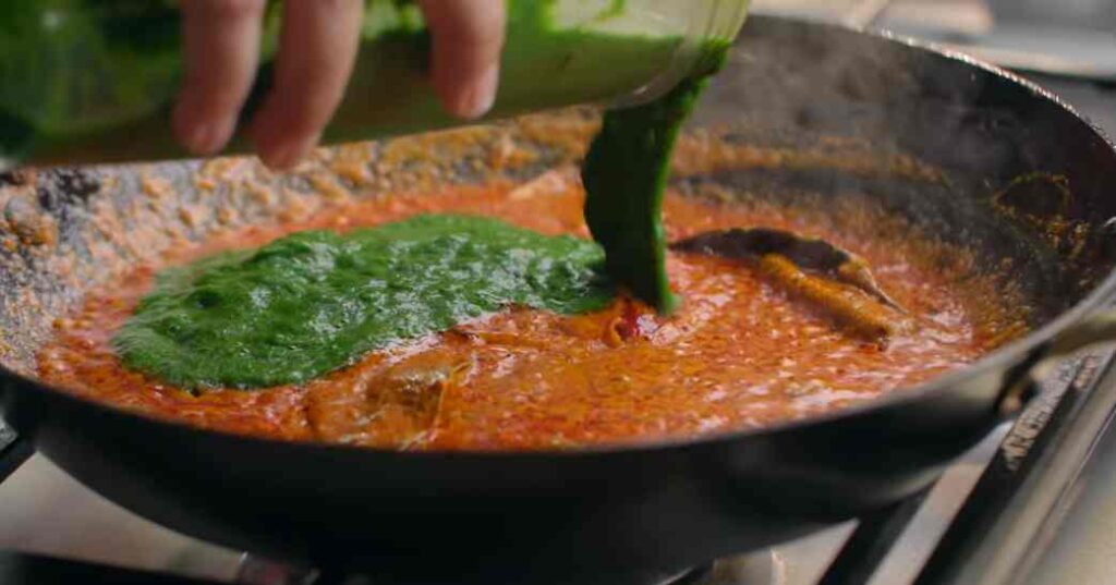 palak paneer gravy